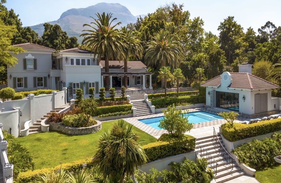 9 Bedroom Property for Sale in Parel Vallei Western Cape